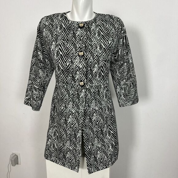 CAbi Jackets & Blazers - CAbi #3034‎ Womens Size XS Black White 3/4 Sleeve Zig Zag Ponte Knit Jacket